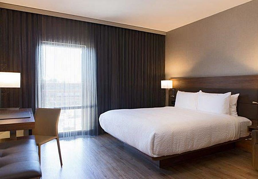 Ac Hotel Kansas City Plaza Экстерьер фото